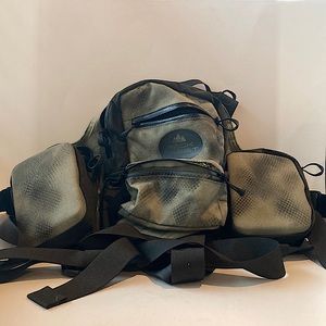 Pack rabbit hunting chest vest